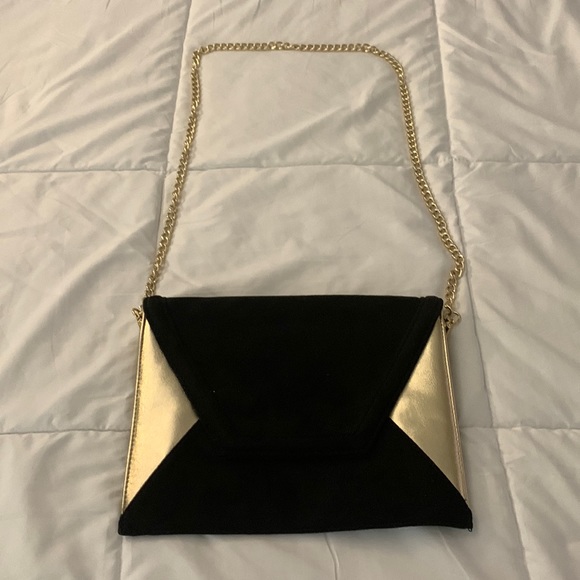 Express Clutch/Crossbody, Black/Gold